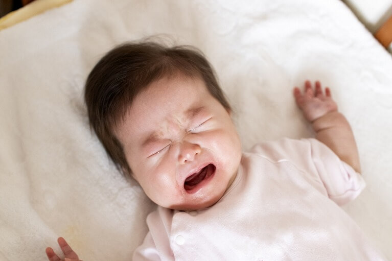 乳児の涙目治療